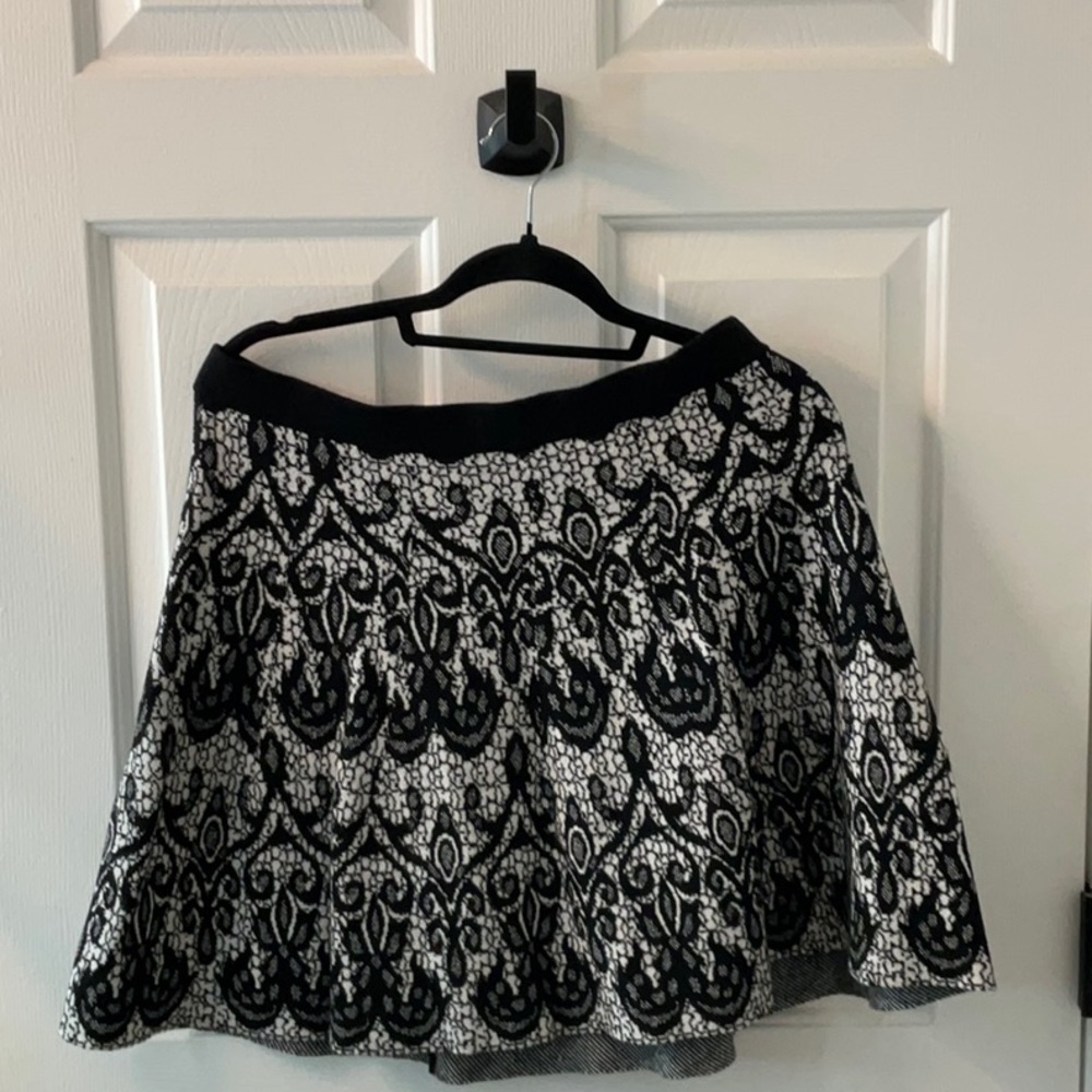 Cynthia Rowley black and white flare skirt.